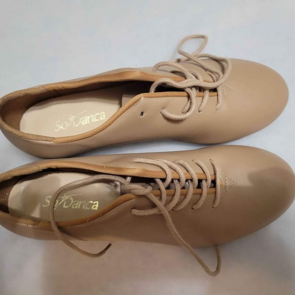Brand new tan tap shoes